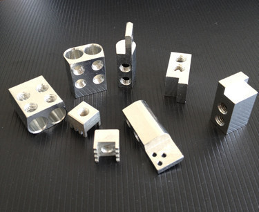 溫州企豐精密五金 廠(chǎng)家直銷(xiāo)優(yōu)質(zhì)銅端子與電表接線(xiàn)柱，兼營(yíng)化妝品批發(fā)